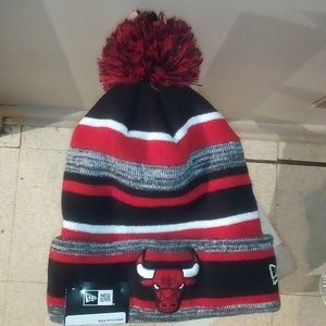 Unisex New Era Chicago Bulls NBA skull sweater pull on hat OSFM